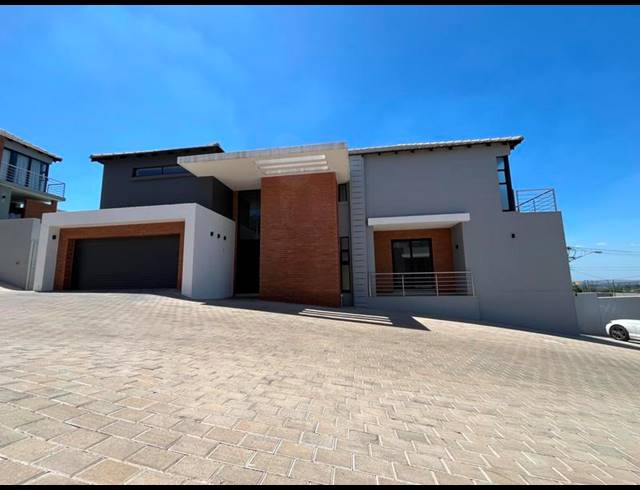 5 BEDROOM PROPERTY TO RENT IN WATERKLOOF RIDGE